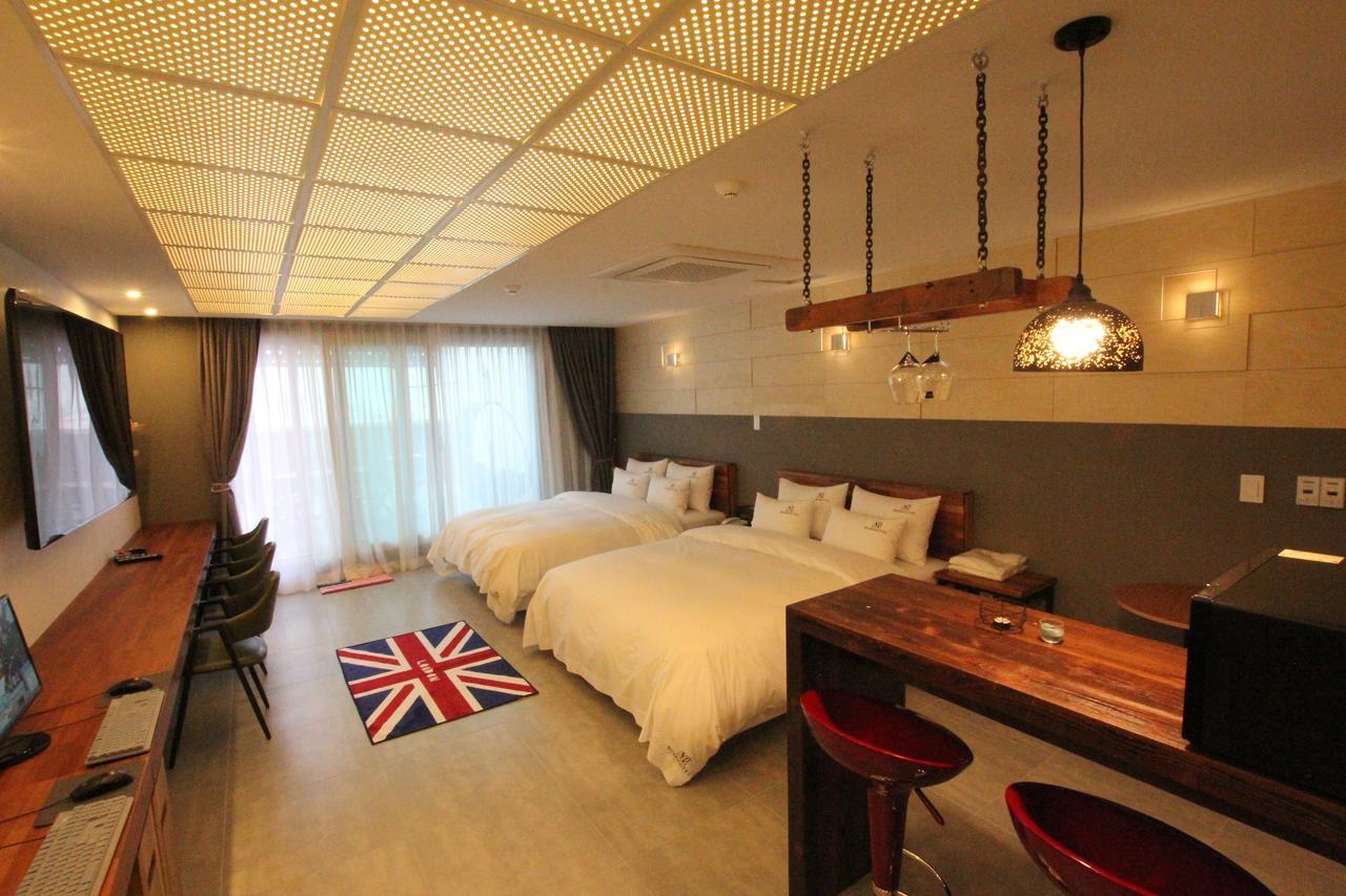 Nova Hotel Ulszan Kültér fotó