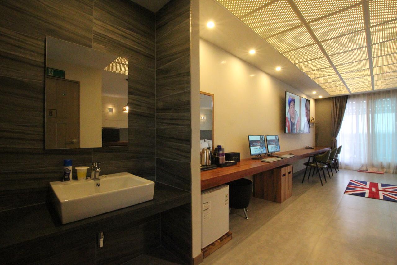 Nova Hotel Ulszan Kültér fotó